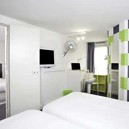 Sure By Western Bordeaux Aeroport 3* Мериньяк