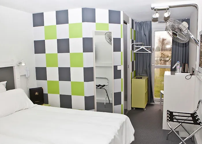 Hotel Sure By Western Aeroport 3*